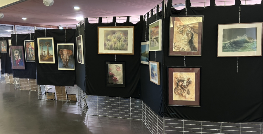 Notre exposition d'arts plastiques de fin d'année 2025 expo arts plastiques le barp 14